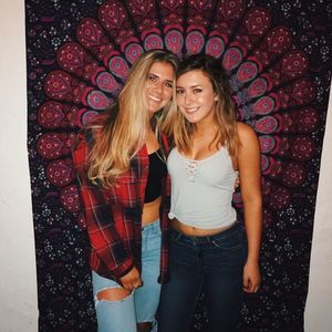 Meet your Posher, Kenna